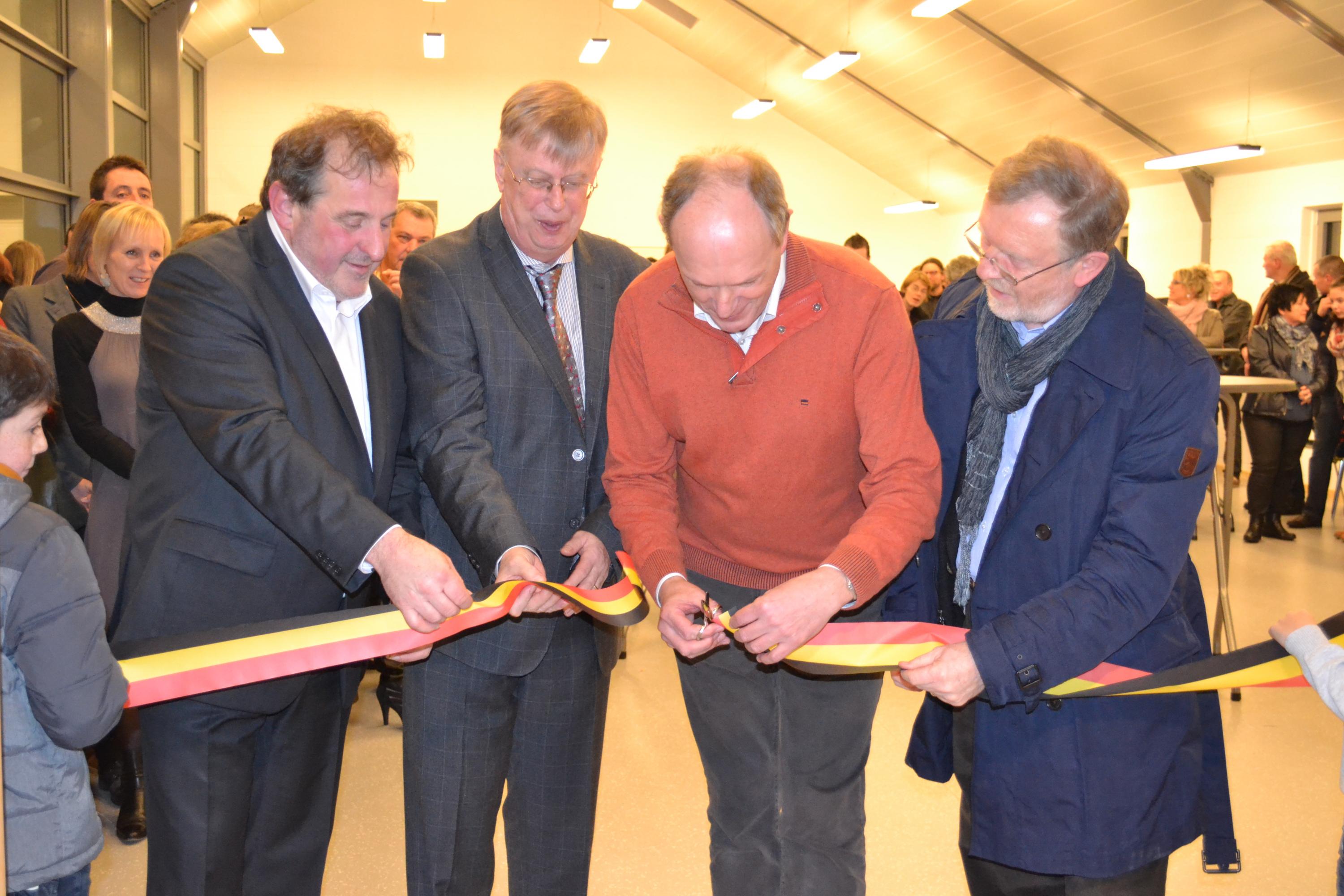 Inauguration de l'école de Rossignol Inauguration de l'école de Rossignol