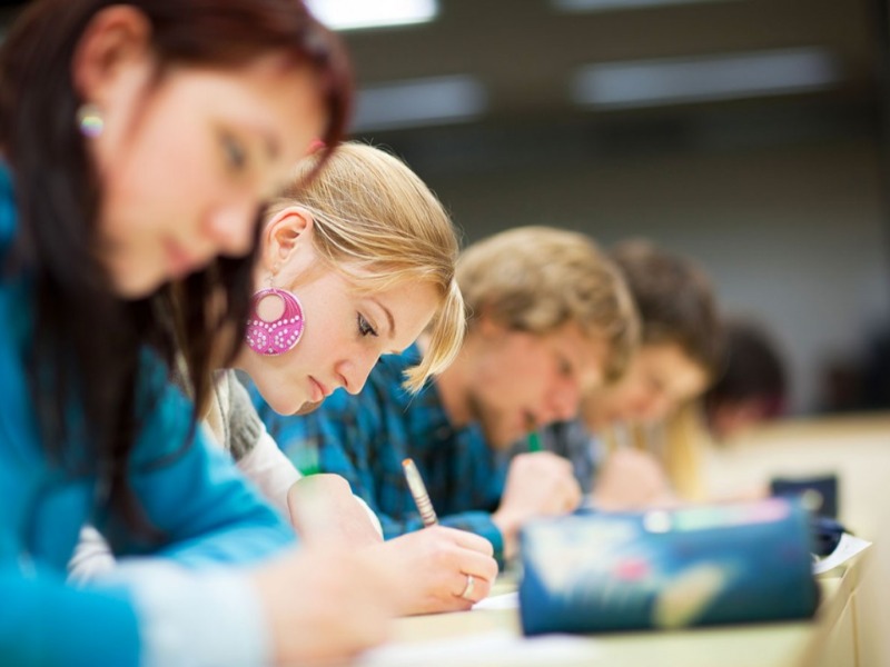 Prime pour étudiants en soins infirmiers Prime pour étudiants en soins infirmiers